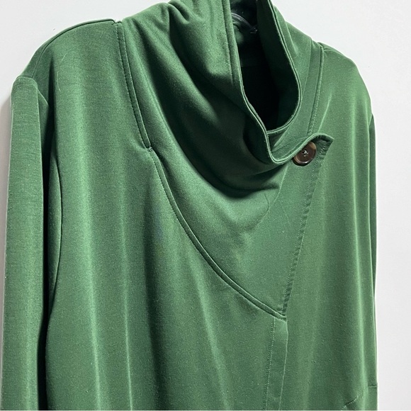 Cuddl Duds Stylish smooth soft Green Lightweight Comfort Drape Front Cardigan - Picture 2 of 8